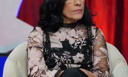 Aidita Selman advierte podría demandar a familiares de Rubby Pérez por deuda del homenaje al artista