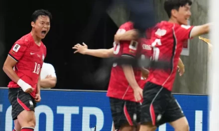 Surcorea remonta para superar 2-1 a República Checa en la Copa Mundial de la FIFA