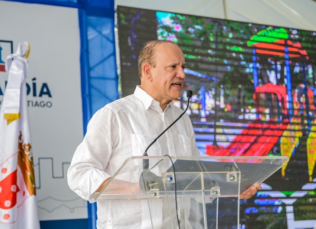 Alcaldía de Santiago entrega Parque Los Jazmines junto al presidente Abinader con inversión de más de RD$10,226,705.6