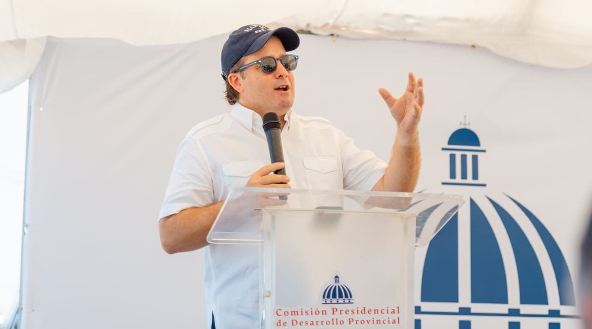 CEBAMDER acusa a Paliza de mentirle a Manzanillo: hace un año prometió el tanque de agua y la estación policial, y ahora regresa con más promesas sin cumplir las anteriores