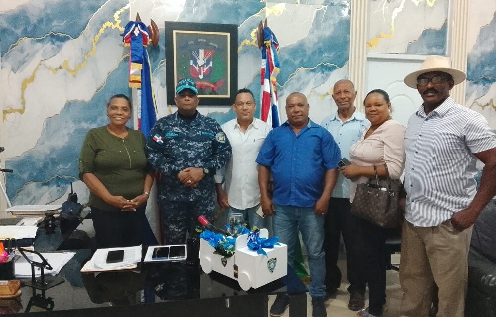 Director Regional, Gral. Escalante fortalece vínculos comunitarios con líderes de Najayo Arriba