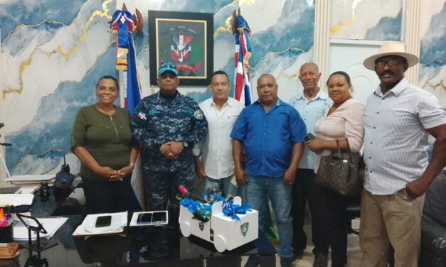 Director Regional, Gral. Escalante fortalece vínculos comunitarios con líderes de Najayo Arriba