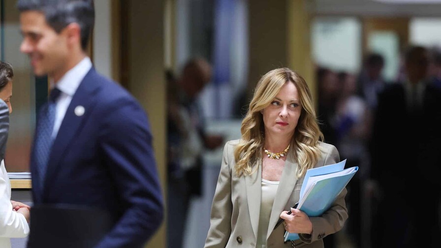Meloni acusa a Trump de «inventarse» que le rogó una foto y Tajani cancela visita a EE. UU.