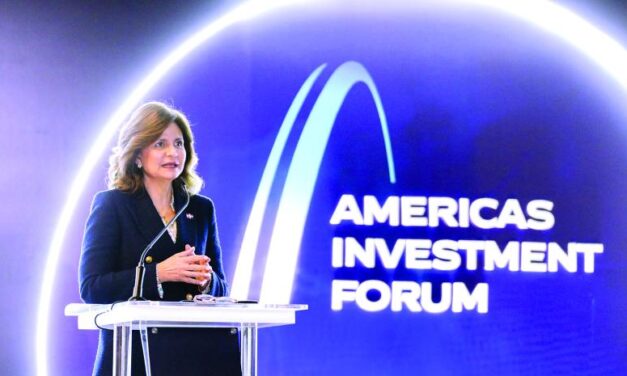 Vicepresidenta destaca posicionamiento del país como uno de los principales destinos de inversión