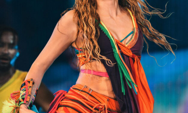 Shakira advierte a los medios sobre difusión de contenido con su imagen creado con IA