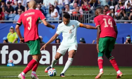 Mbappé y Dembéle ponen a Francia en otra semifinal con victoria 2-0 ante Marruecos