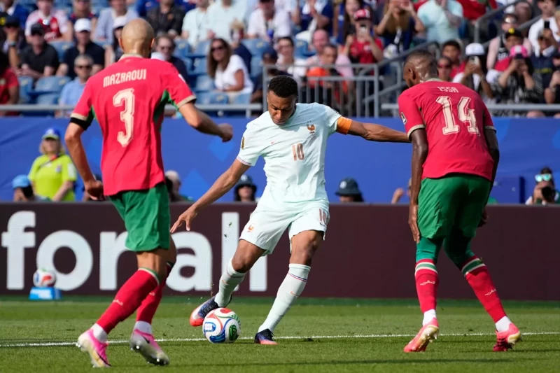 Mbappé y Dembéle ponen a Francia en otra semifinal con victoria 2-0 ante Marruecos
