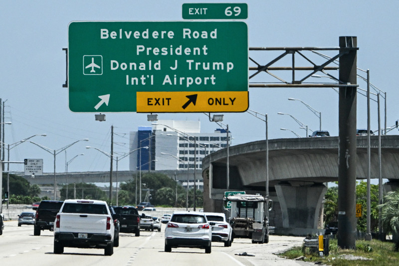 El aeropuerto de Palm Beach ahora se llama Donald Trump