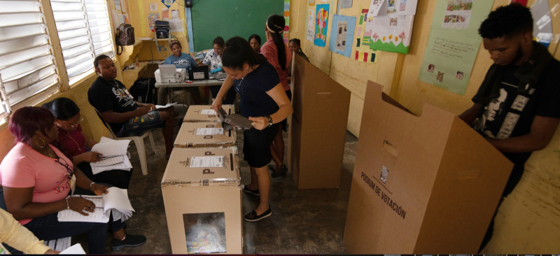 Dinero opaco en las urnas