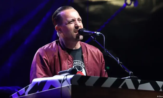 Canción «antifa» triunfa en Alemania tras su veto en TV