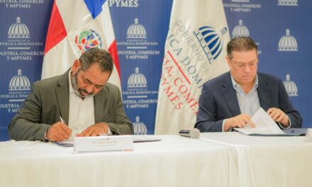 Nuevo acuerdo apuesta por la capacitación de la próxima generación de cineastas
