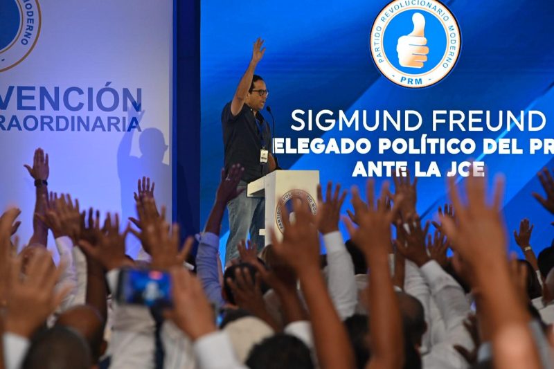 PRM aprueba varias resoluciones para modificar sus estatutos y abre proceso de reforma integral