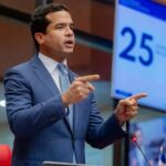 Omar Fernández propone tres modificaciones al nuevo Código Penal para proteger libertad de expresión y precisar sanciones