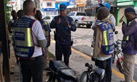 Encuentro comunitario fortalece seguridad, organización y convivencia entre motoconchistas locales responsables