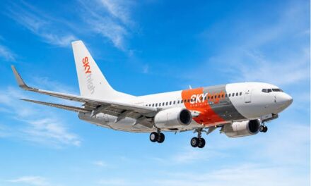  Sky High Dominicana fortalece su flota con la incorporación de un nuevo Boeing 737-700