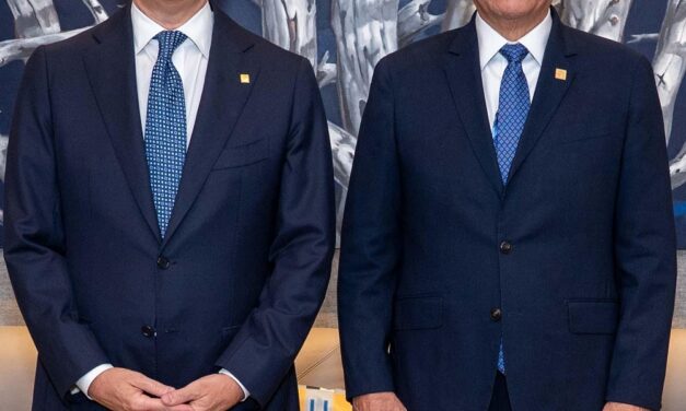 Banreservas y Banco Popular abordan retos y oportunidades del sistema financiero nacional