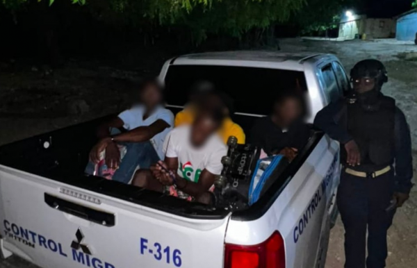 Migración RD detiene 1,598 extranjeros y deporta a 1,429
