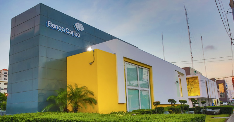 Banco Caribe confirma su calificación “A-” y eleva sus perspectivas de «Estables» a “Positivas”