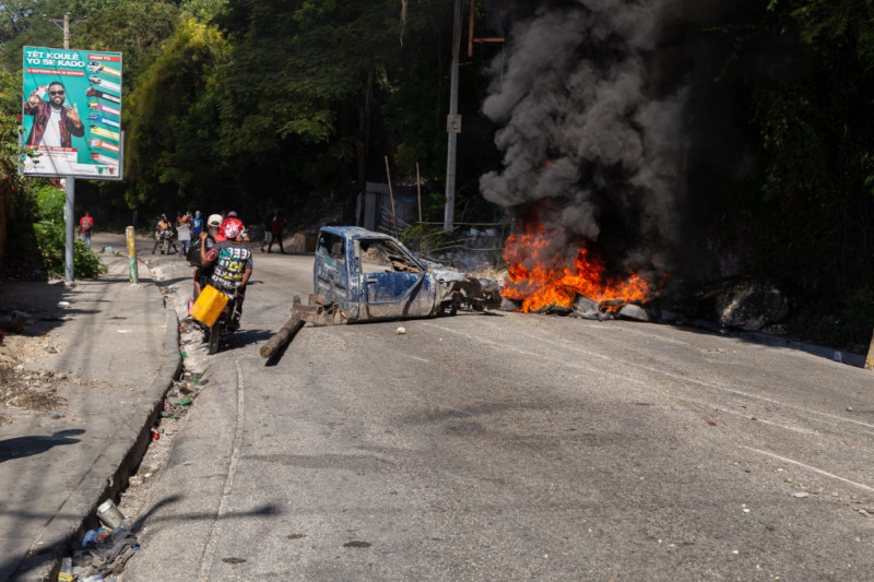 Indignación en Haití por una nueva masacre de las bandas armadas con decenas de muertos