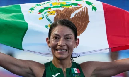 México rompe récord de oros en Centroamericanos, Galván triunfa en 10 mil metros