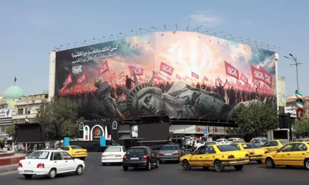 Irán dice que no negociará con EE.UU. mientras siga incumpliendo el memorando de junio