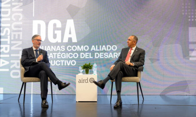 AIRD destaca rol estratégico de Aduanas para fortalecer competitividad y desarrollo productivo