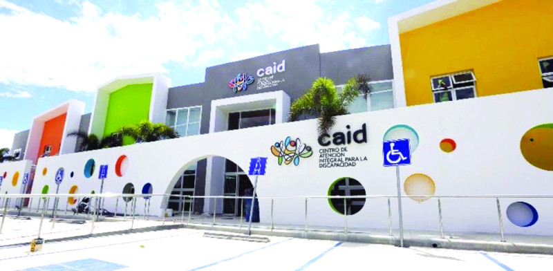 CAID Santiago enfrenta creciente demanda, mientras más de 500 niños esperan atención
