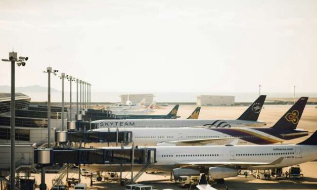 Por qué algunas aerolíneas son más puntuales que otras
