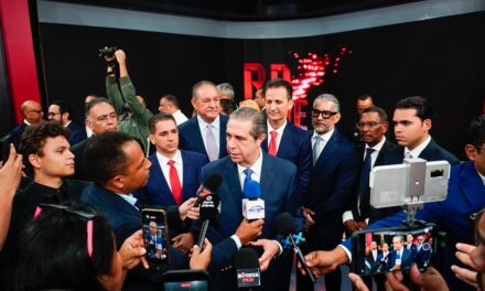 Francisco Javier García acusa al PRM de convertir en un desastre sistema eléctrico