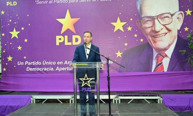 Johnny Pujols reivindica legado de Juan Bosch y afirma que “un militante que no piensa no puede dirigir”