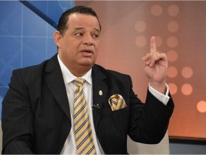 Dice competir por un cargo en RD cuesta de US$5 a 7 millones