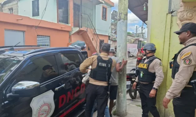 Operativos antidrogas dejan 50 detenidos y más de 12 kilos de sustancias incautadas en San Cristóbal