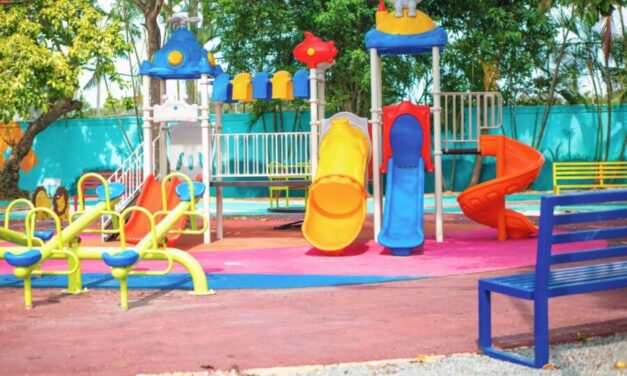 Alcaldía de Higüey reinaugura el parque infantil «El Mundo de los Colores» con inversión de más de RD$16 millones
