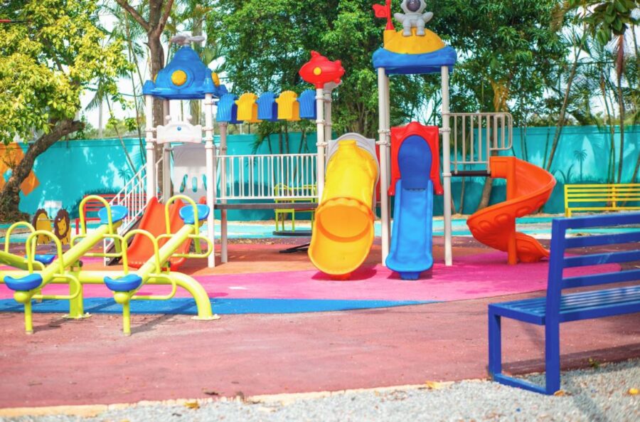 Alcaldía de Higüey reinaugura el parque infantil «El Mundo de los Colores» con inversión de más de RD$16 millones
