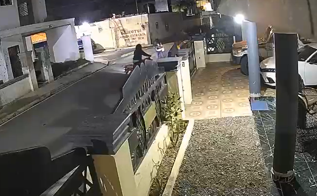 Hombre muere a tiros durante presunto asalto en un colmado de Cotuí