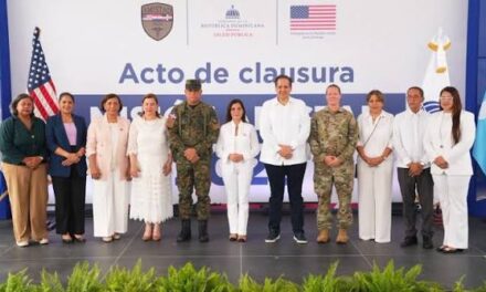 Ministerio de Salud Pública y el Comando Sur de los EE. UU. llevan servicios médicos gratuitos a 1,900 personas de La Vega 