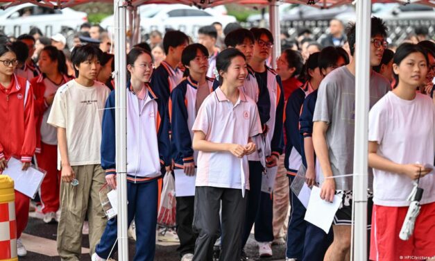 China debate eliminar el inglés como asignatura obligatoria