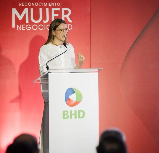 Banco BHD reconoce a clientas empresarias
