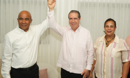 Francisco Javier García suma a Plutarco Pérez y su equipo a la batalla electoral de 2028