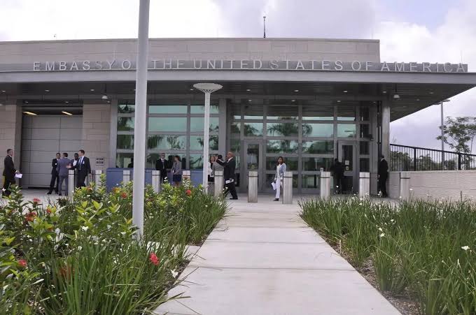 El Domínico Americano y la Embajada de los Estados Unidos en Santo Domingo celebran la graduación de más de 45 periodistas del Programa Inglés para Periodistas