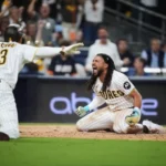Tatis Jr. y Machado batean jonrones, Padres aplastan a Cubs en el inicio de serie