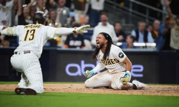 Tatis Jr. y Machado batean jonrones, Padres aplastan a Cubs en el inicio de serie