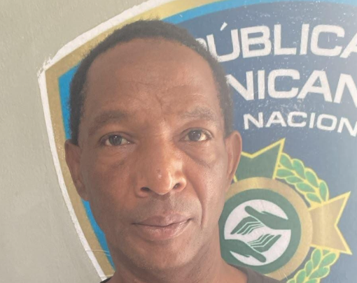 Policía apresa en Dajabón a hombre requerido por presunto robo en una finca