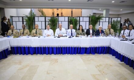 Tasa de homicidios baja a 7.36 y robos disminuyen 40.5 % al 25 de septiembre
