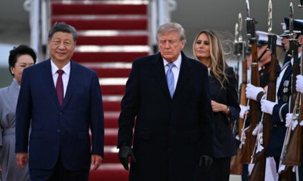 Xi llega a Estados Unidos para cumbre con Trump