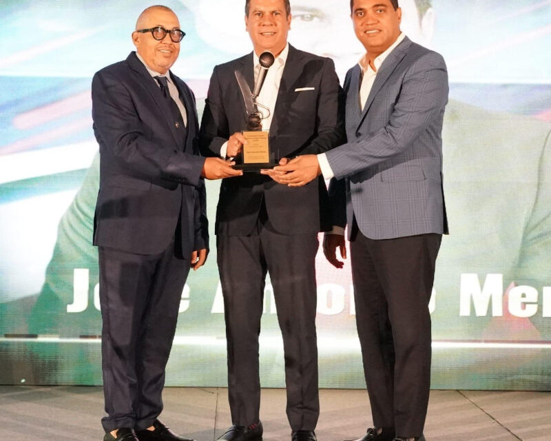 José Antonio Mena, único en su clase