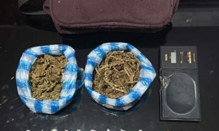 Policía apresa a cuatro hombres y ocupa armas y presuntas drogas en distintos operativos