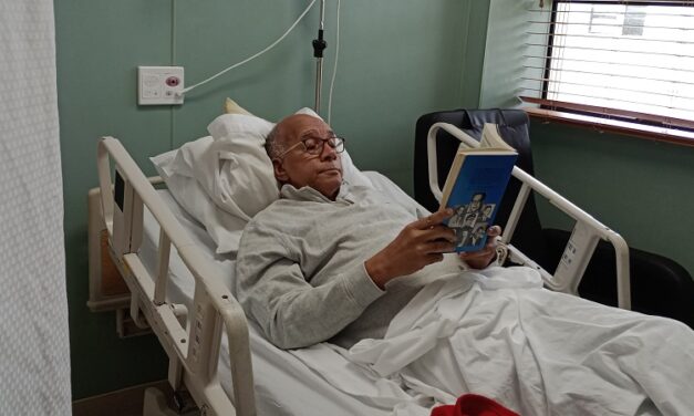Cuatro organismos cooperativos auspician libro preventivo frente al cáncer