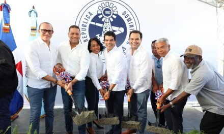 Wellington Arnaud inicia construcción del alcantarillado sanitario de El Córbano, provincia San Juan