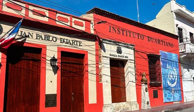 Instituto Duartiano pide debate político sobre migración y cumplimiento del 80 % de trabajadores dominicanos